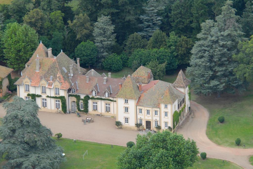 Bed and Breakfast Domaine Des Grands Cedres Cordelle Exteriér fotografie